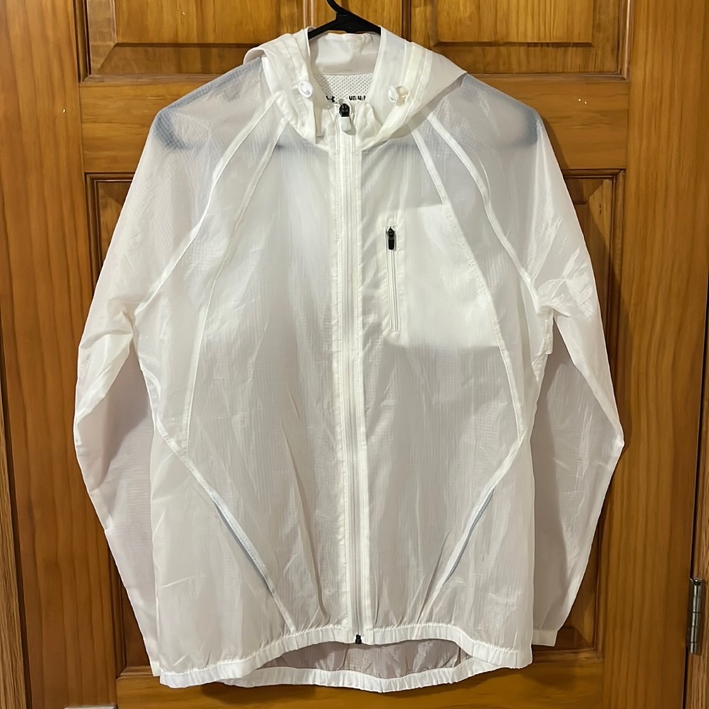 Under Armour Windbreaker. Size Medium.